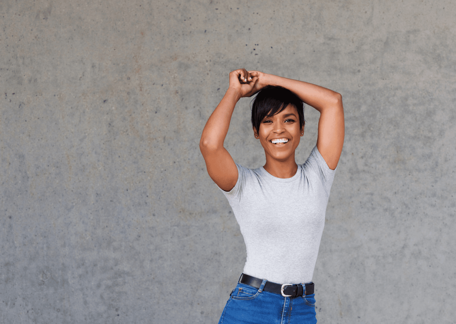 Soin cheveux crépus secs et cassants : 4 recettes naturelles